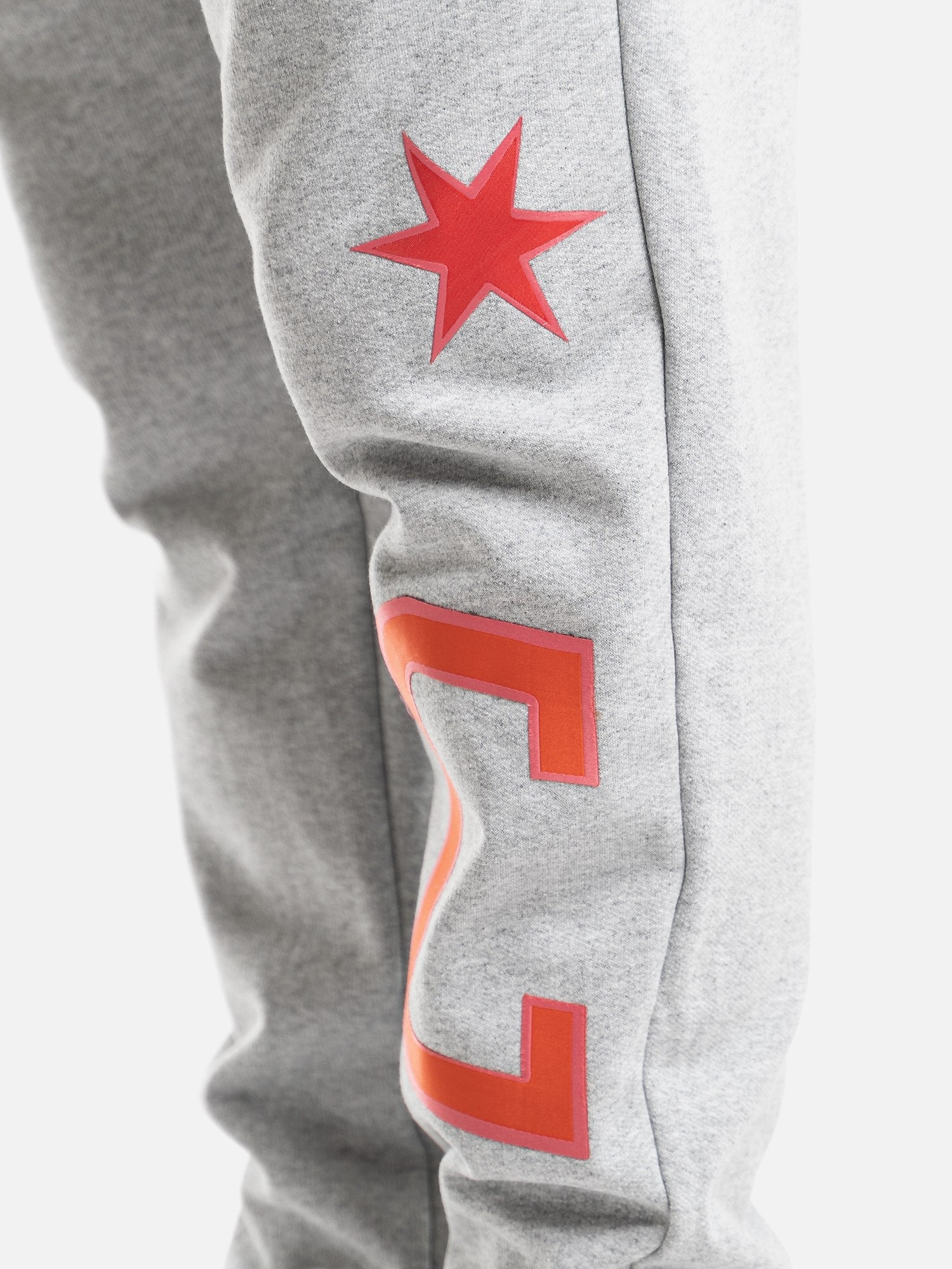 Calça Moletom Overcome OVCM Patch Cinza