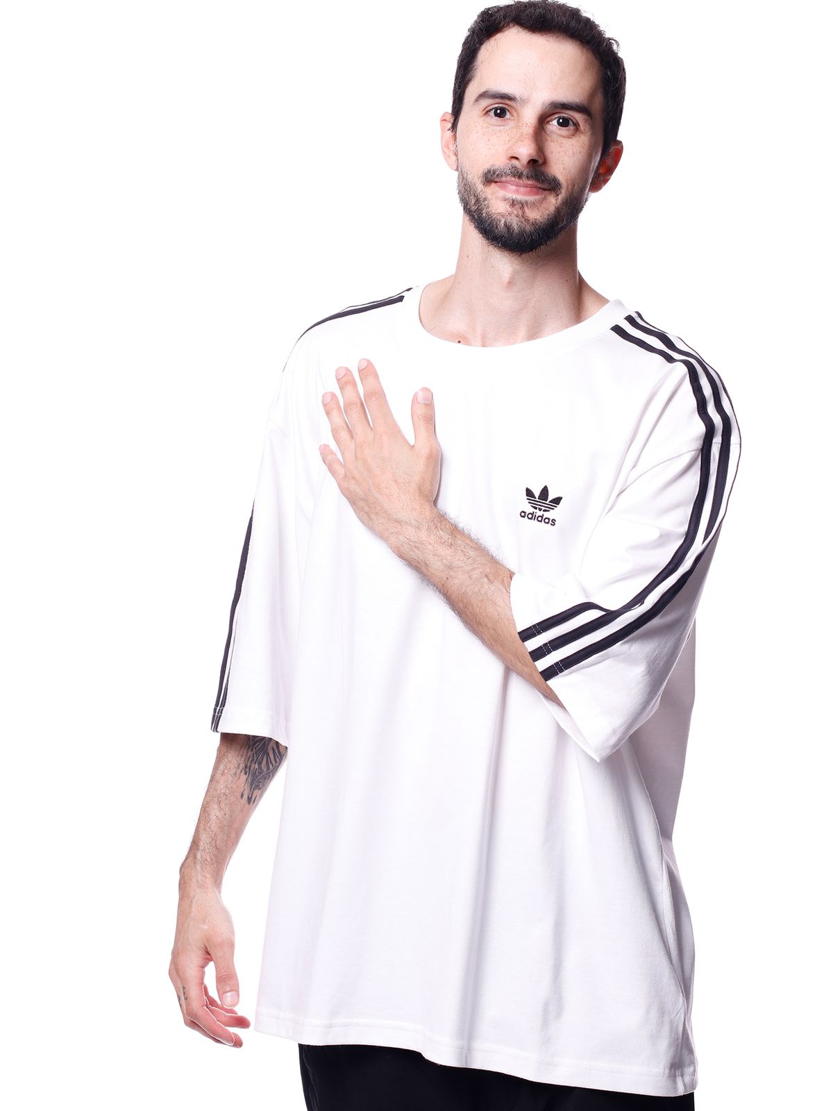 Camiseta Adidas Oversized Retro Colors