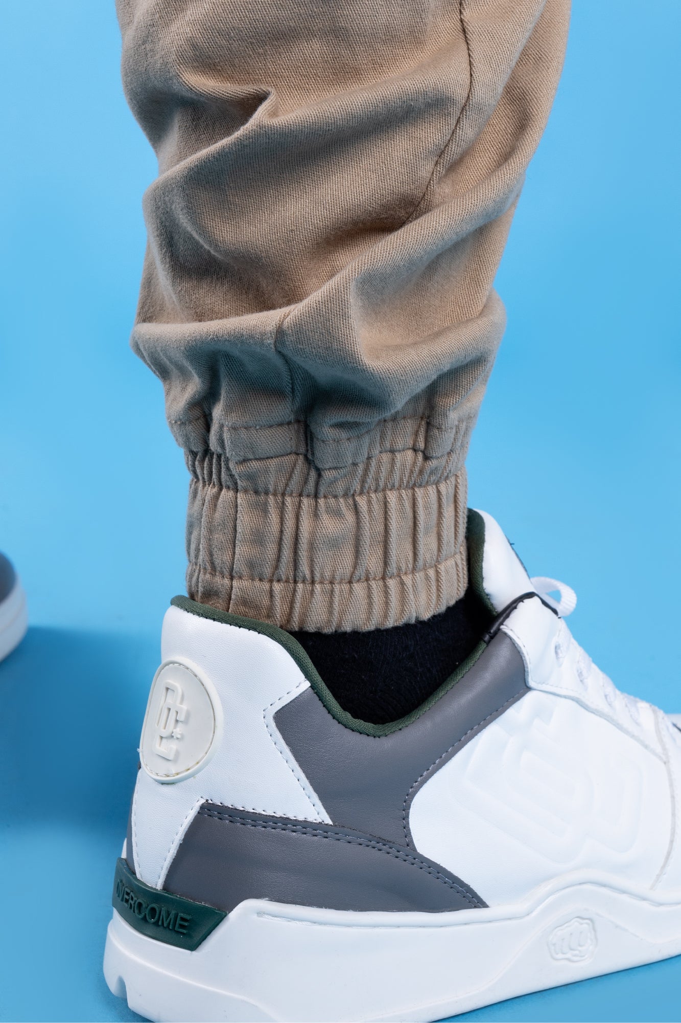 Calça Jogger Overcome Lisa Bege