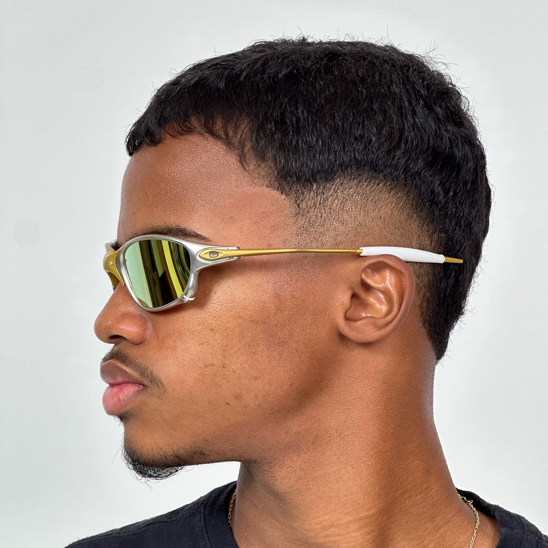 ÓCULOS DE SOL DOUBLE X 24K GOLD BORRACHA BRANCA