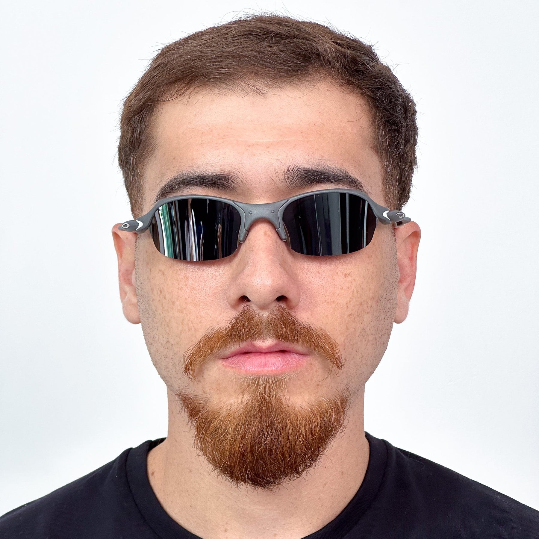 ÓCULOS DE SOL ROMEO 2 X METAL LENTE LIQUID METAL BORRACHA BRANCA