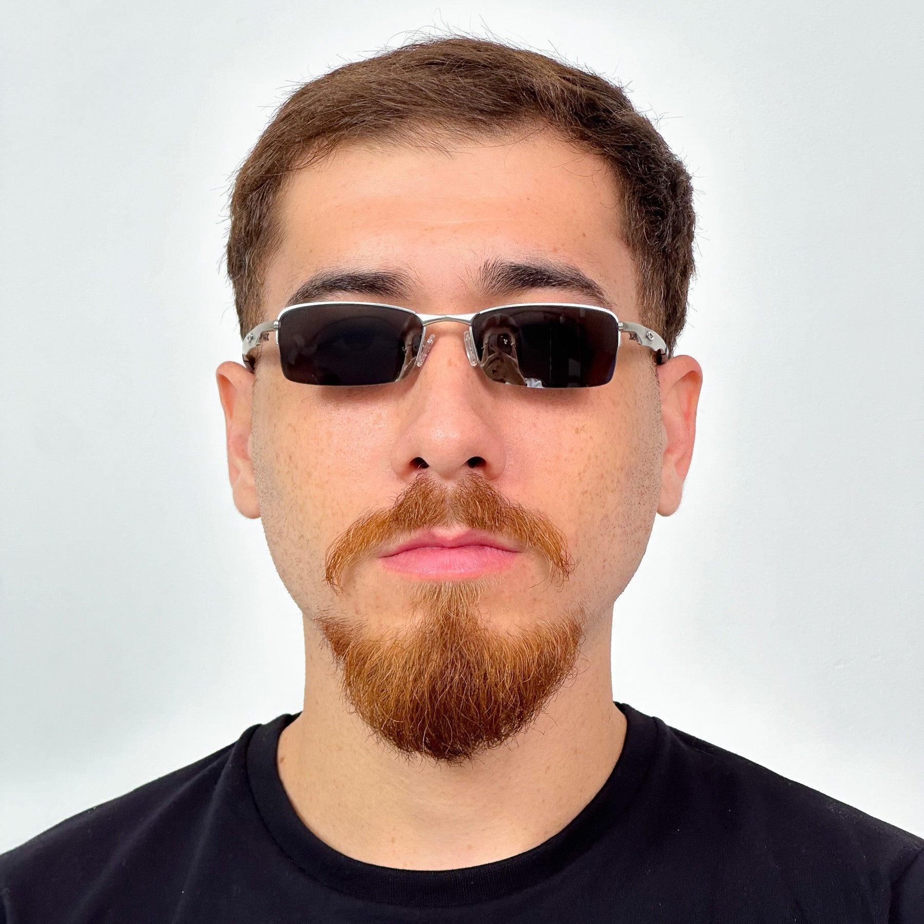 ÓCULOS DE SOL LUPA DO VILÃO PRATA LENTE ROSA