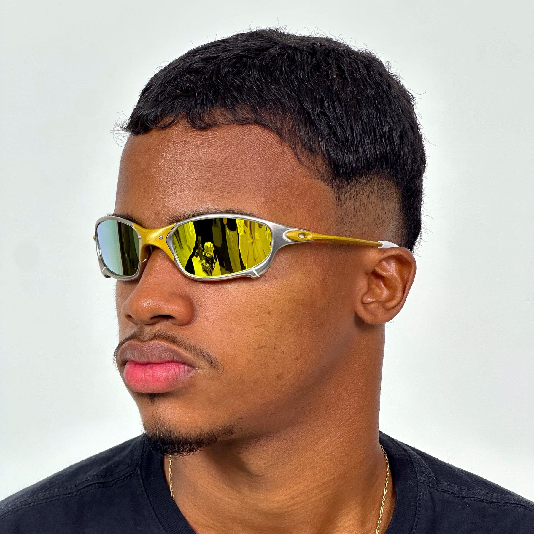 ÓCULOS DE SOL JULIET 24K BORRACHA BRANCA