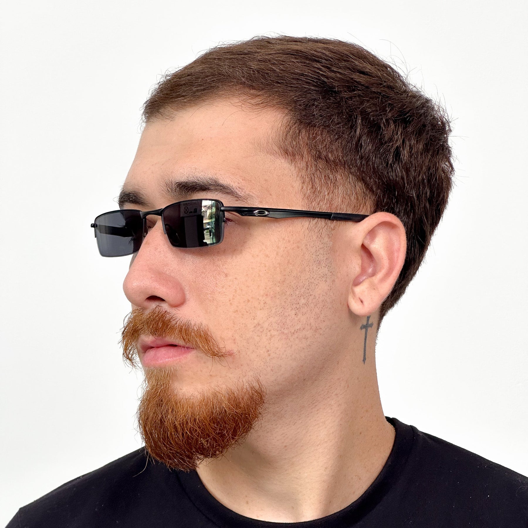 ÓCULOS DE SOL LUPA DO VILÃO PRETO LENTE LIQUID METAL