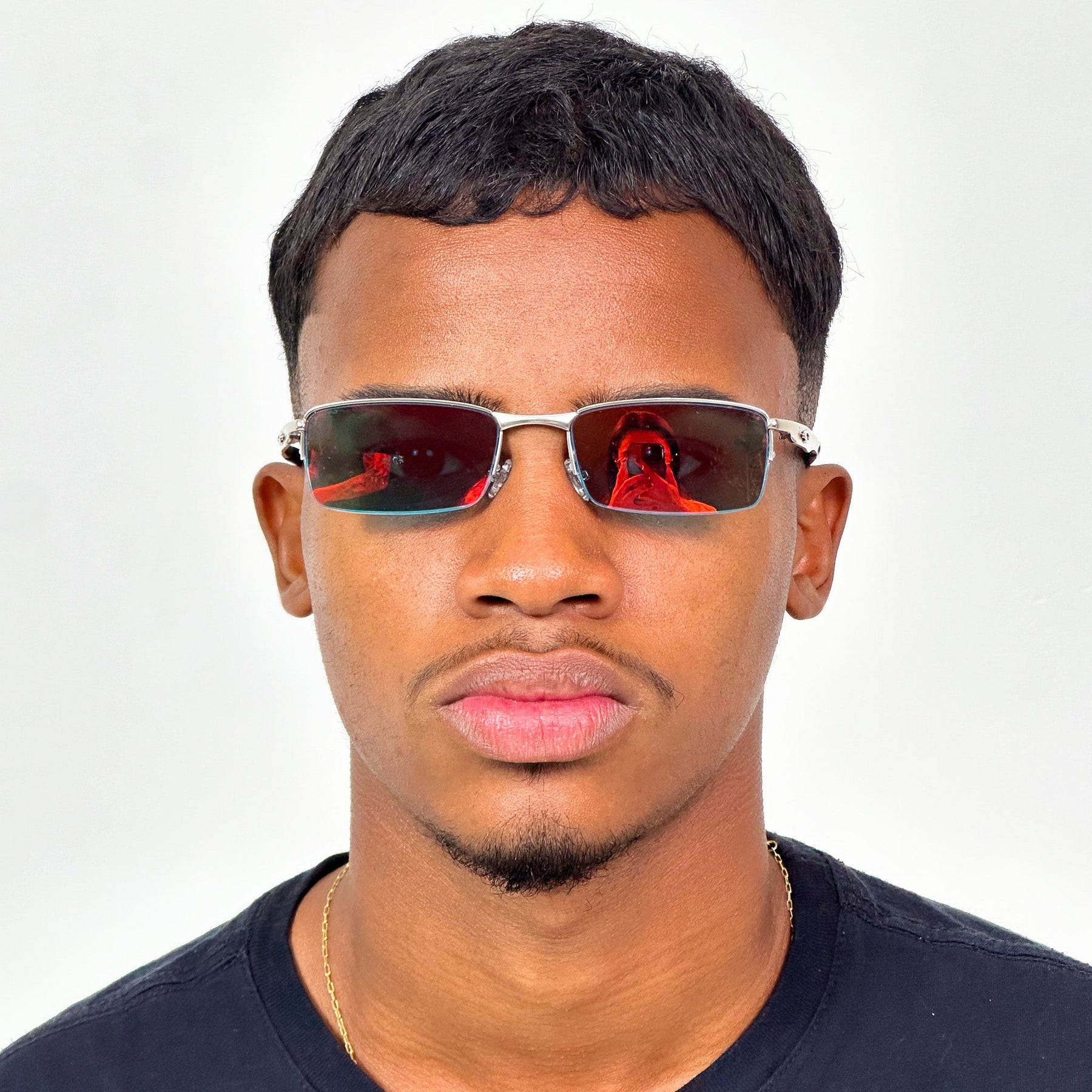 ÓCULOS DE SOL LUPA DO VILÃO PRATA LENTE ROSA