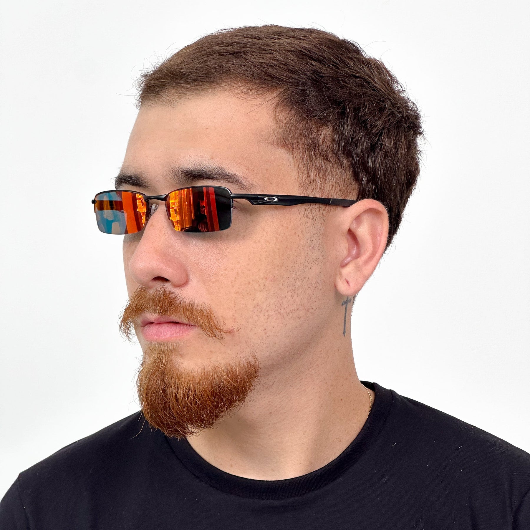 ÓCULOS DE SOL LUPA DO VILÃO PRETO LENTE LIQUID METAL