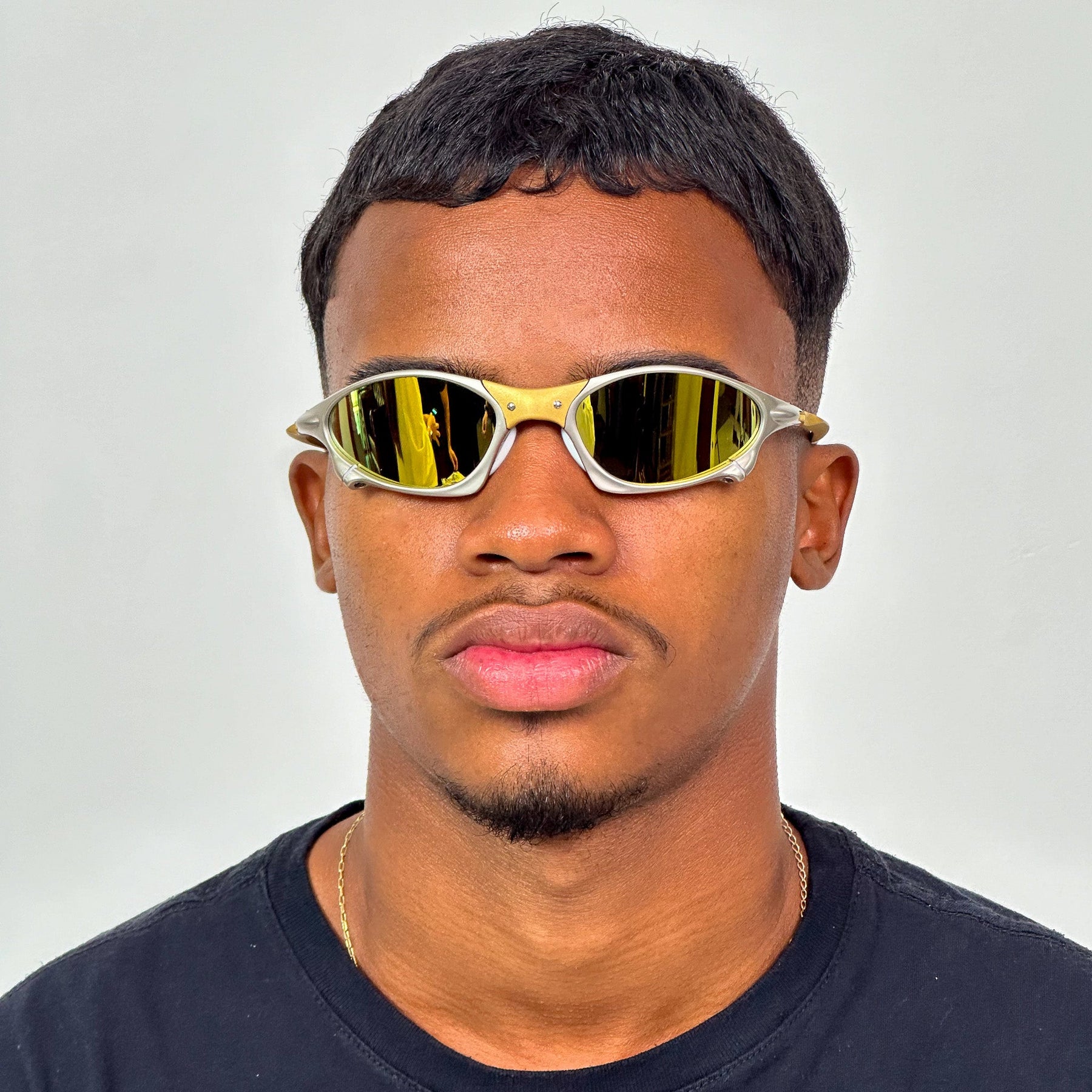 ÓCULOS DE SOL PENNY 24K GOLD BORRACHA BRANCA