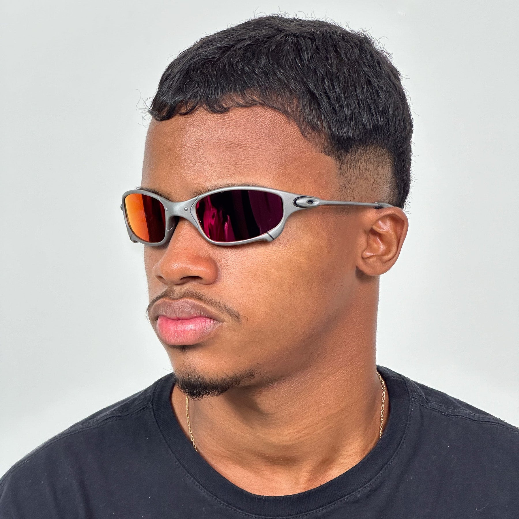 ÓCULOS DE SOL JULIET X METAL LENTE ROXO