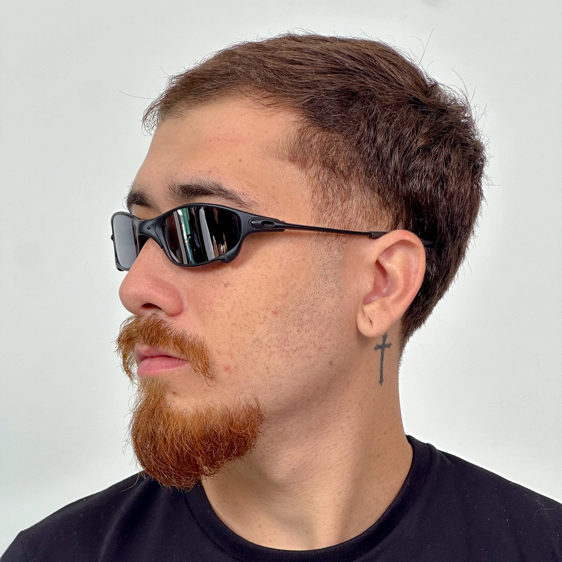 ÓCULOS DE SOL JULIET CARBON LENTE ROXO