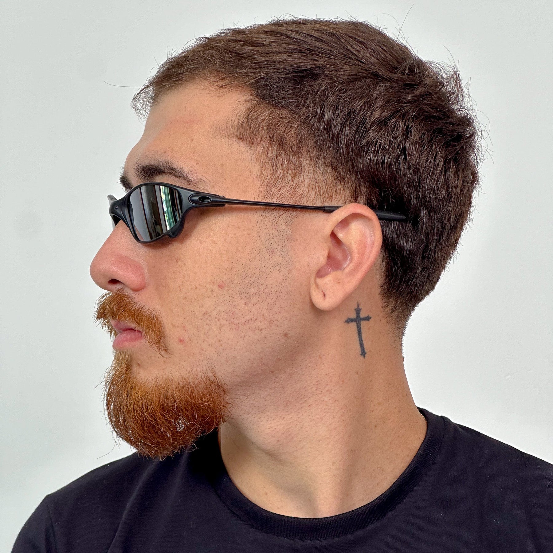 ÓCULOS DE SOL JULIET CARBON LENTE ROXO