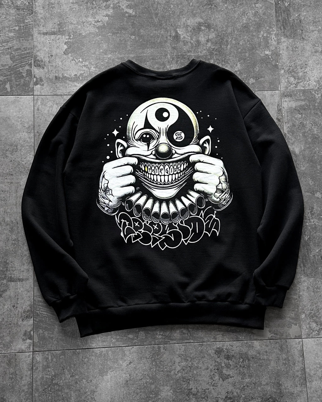 Blusa de Moletinho Careca Palhaço Trip Side “Clown” - Preta