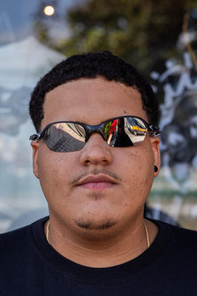 ÓCULOS DE SOL ROMEO 2 CARBON LENTE LIQUID METAL BORRACHA BRANCA